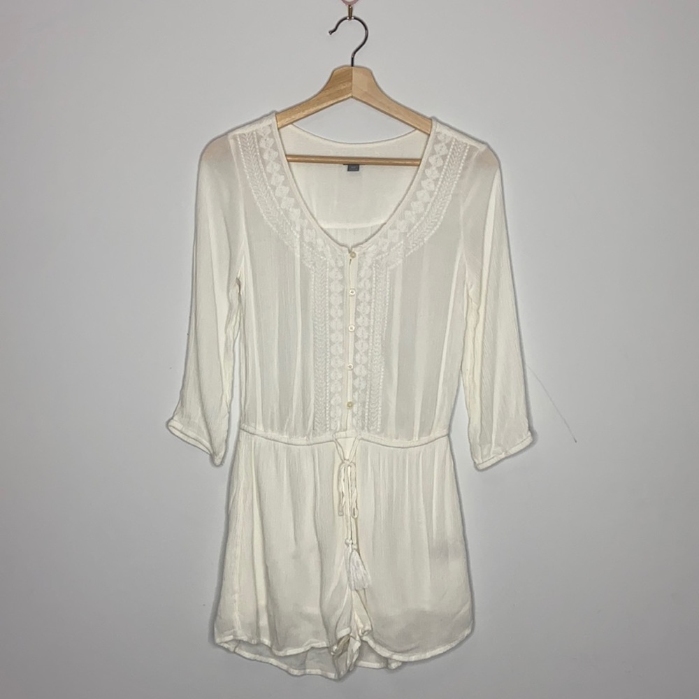 NWOT Aerie White Bohemian 3/4 Sleeve Romper